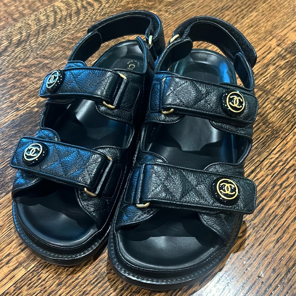 🖤 Chanel Dad Sandals